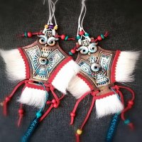 162045-1 Совушка магнит-подвеска керамика, олений мех, кожа, бусы
