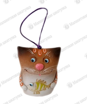 Кот довольный с рыбкой колокольчик керамический